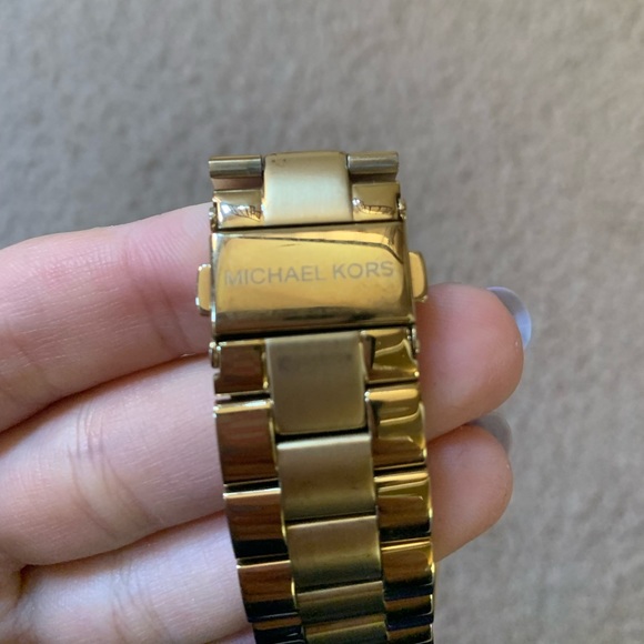 Michael Kors watch - Picture 4 of 5